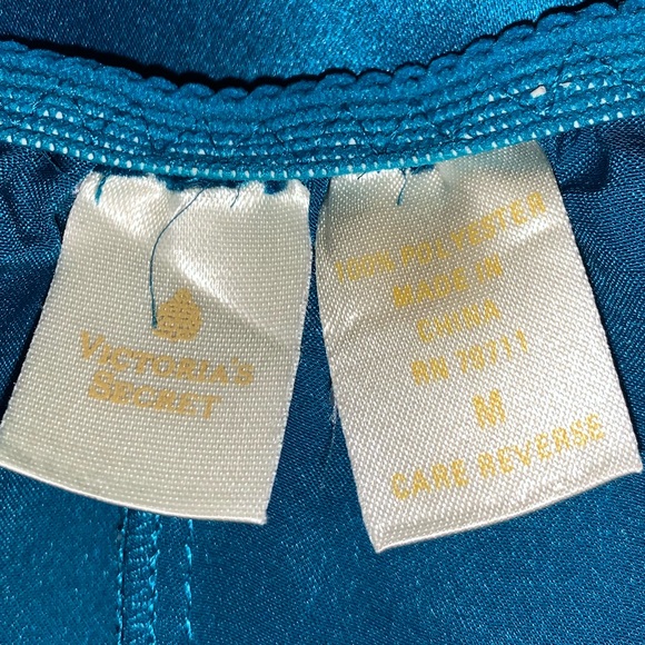 ** Sale ** Vintage Gold Label Victoria’s Secret Pajamas - Picture 15 of 16